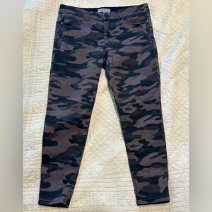 Wit & Wisdom Black and Brown Camo Skinny Jeans